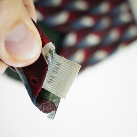 Pierre Cardin Red Blue Cream Abstract Geometric Jacquard Print Wide Silk Tie - Picture 4 of 6